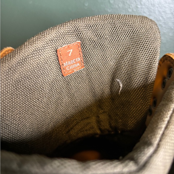 Simms Freestone Wading Boots Fly Fishing Mens Size 7 Felt Sole Bottom - Picture 5 of 7